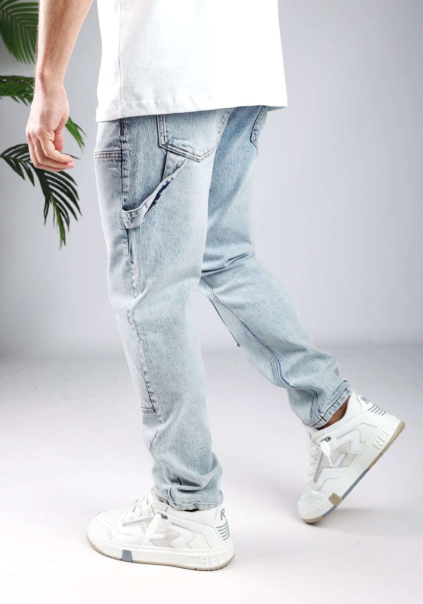 Cotton District CARPENTER JEANS FROST BLUE