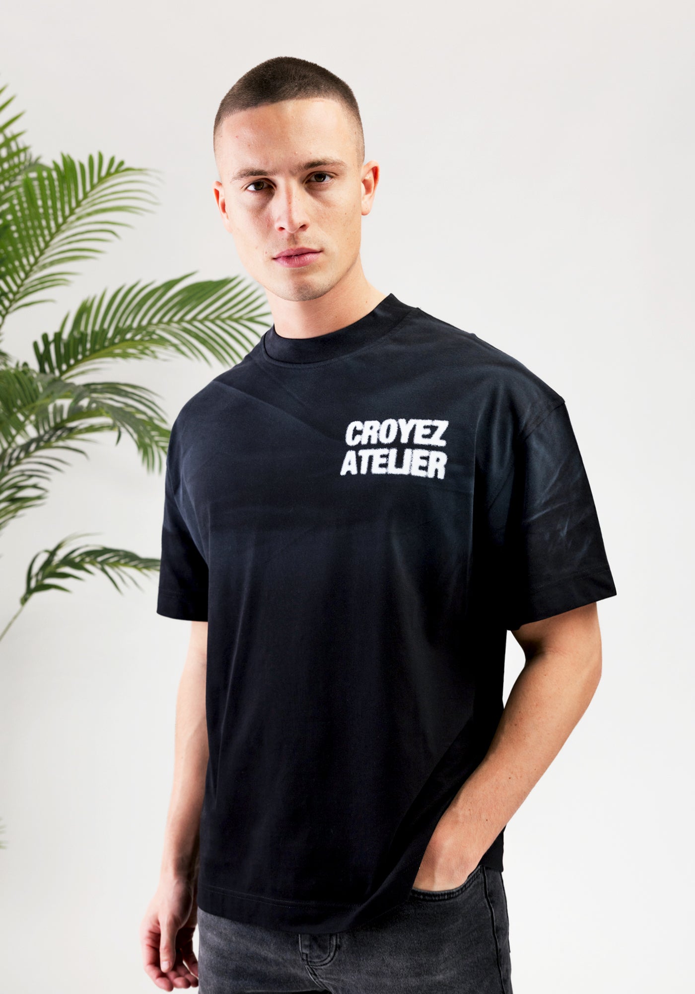 Cotton District CROYEZ SPRAYED ATELIER T-SHIRT T-Shirts BLACK