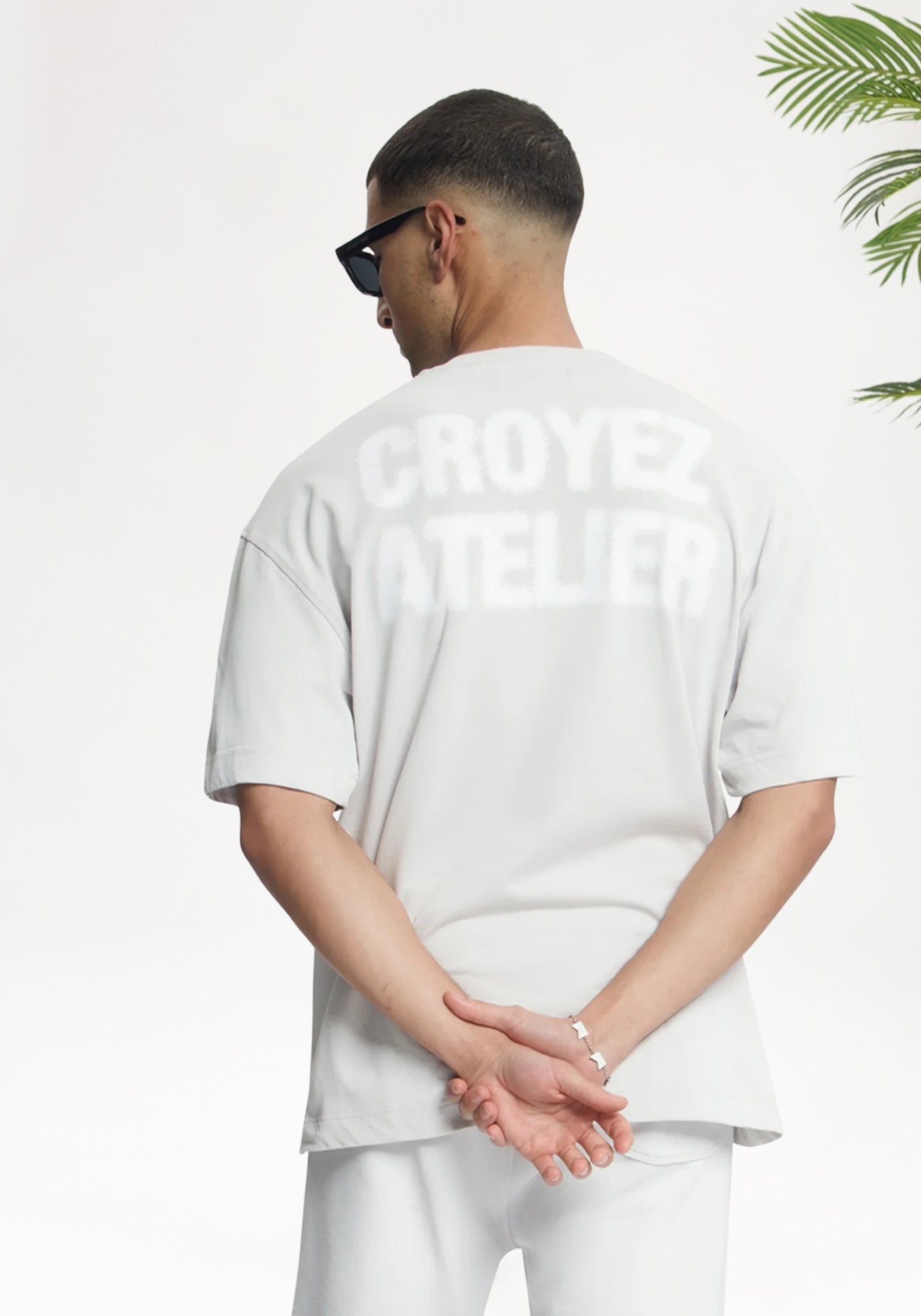 Cotton District CROYEZ SPRAYED ATELIER T-SHIRT T-Shirts LIGHT GREY