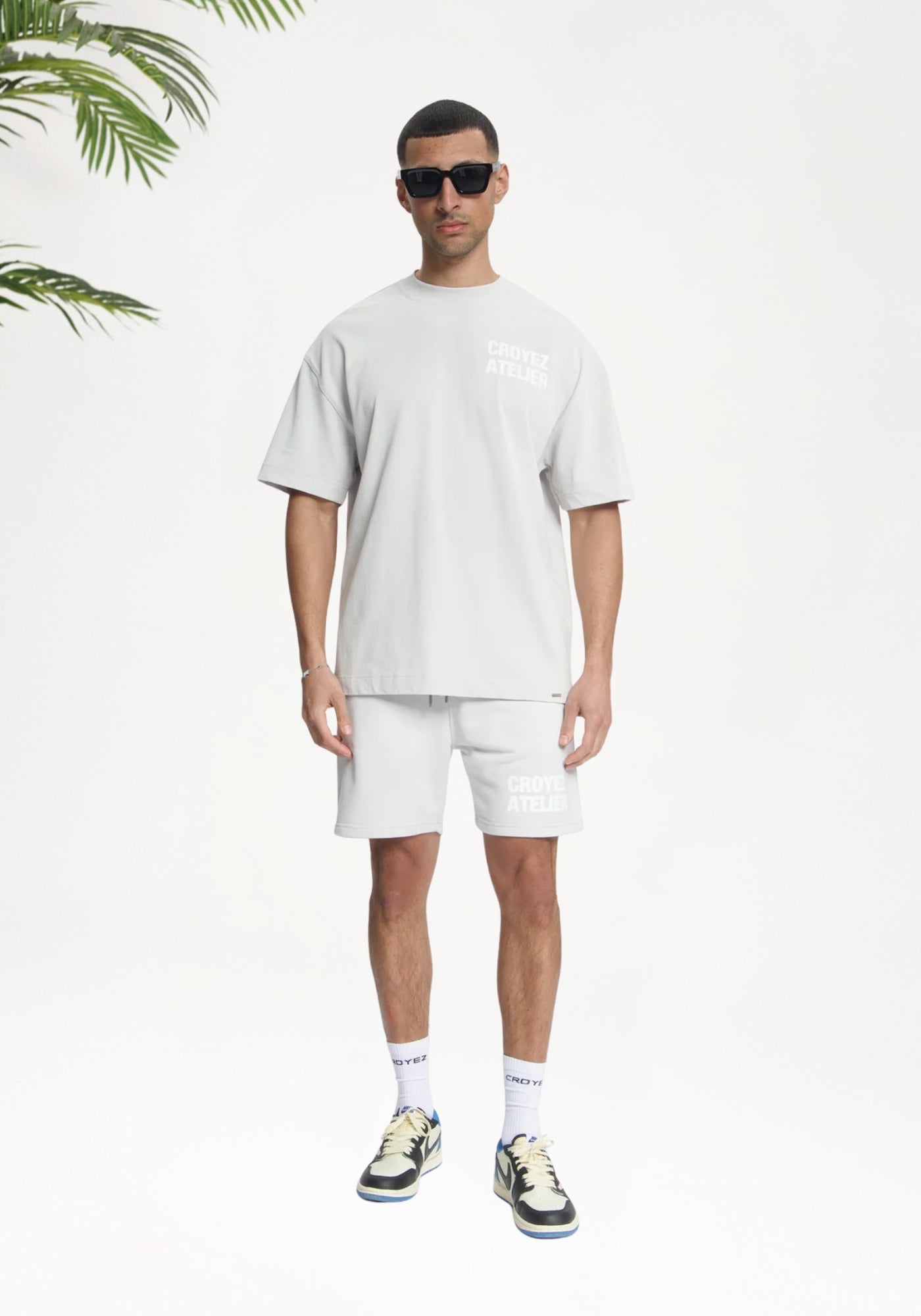 Cotton District CROYEZ SPRAYED ATELIER T-SHIRT T-Shirts LIGHT GREY