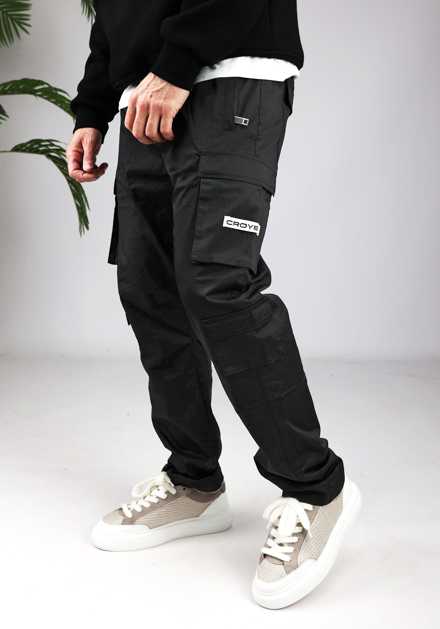 Cotton District GARDENER CARGO PANTS BLACK