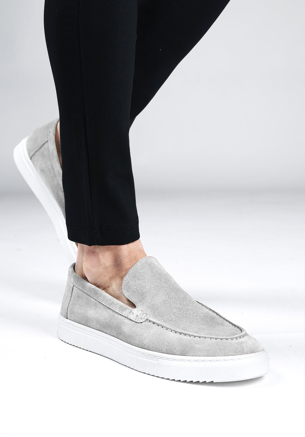 Cotton District LOAFERS SUEDE MID GREY