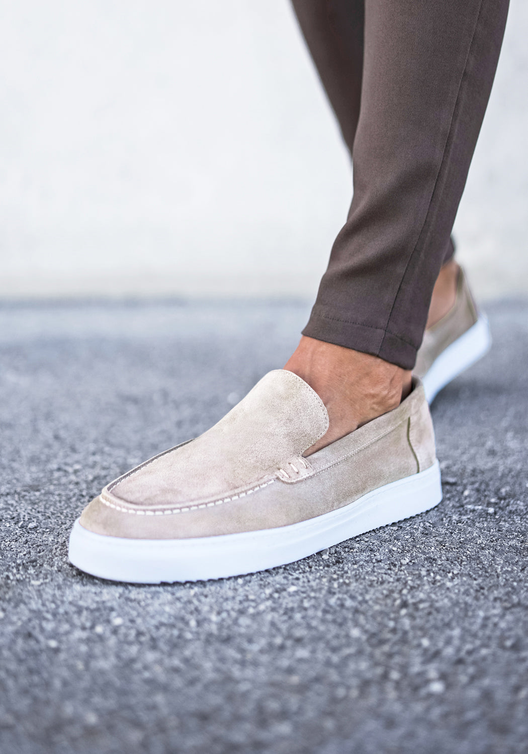 Cotton District LOAFERS SUEDE MID SAND