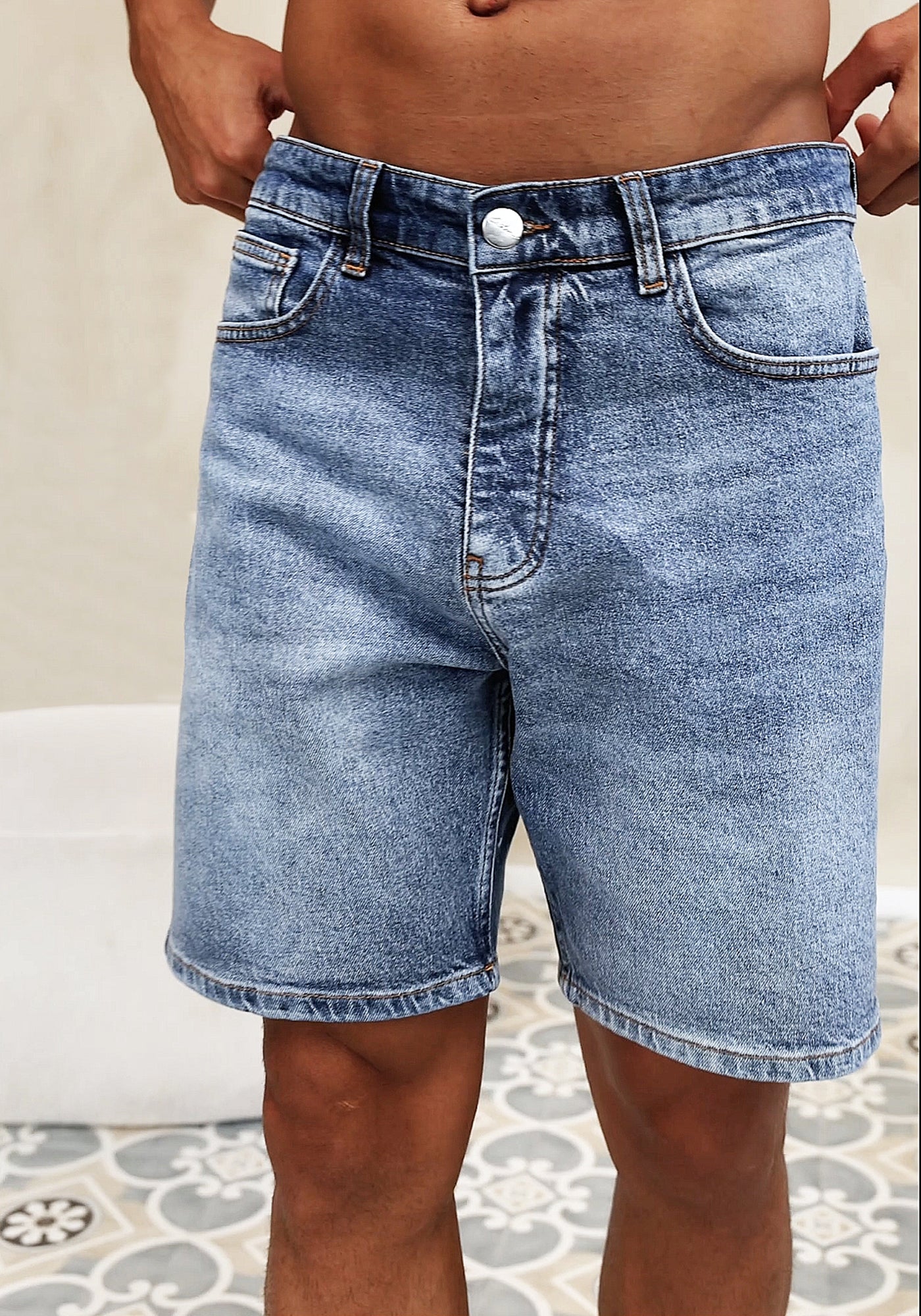 Cotton District LOOSE DENIM SHORTS Shorts BLUE