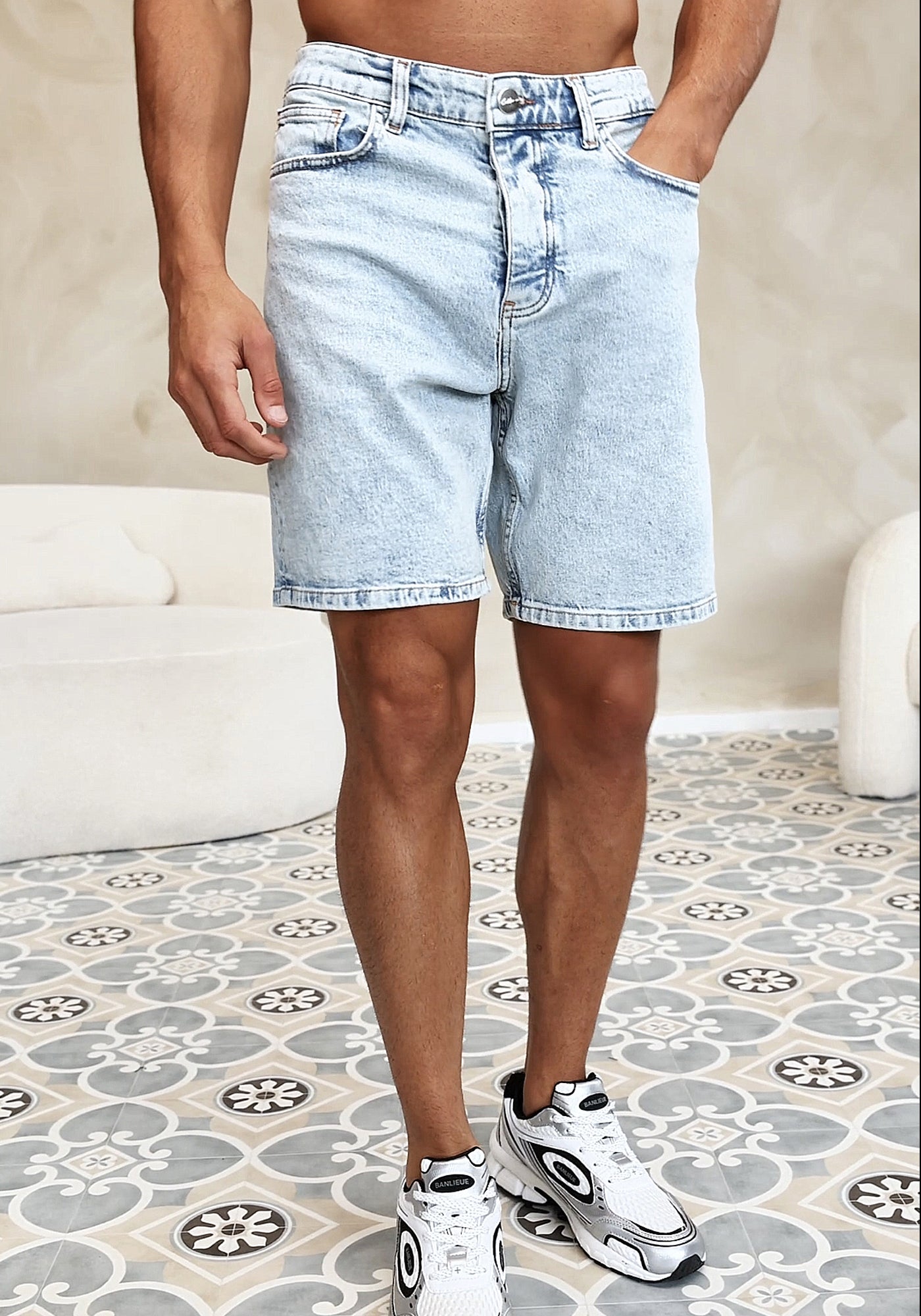 Cotton District LOOSE DENIM SHORTS Shorts LIGHT BLUE
