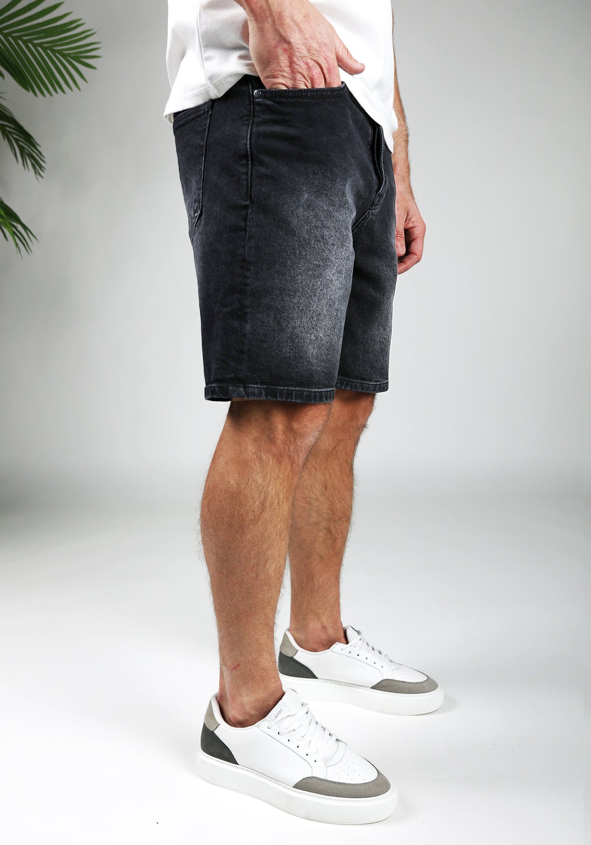 Cotton District LOOSE DENIM SHORTS Shorts WASHED BLACK