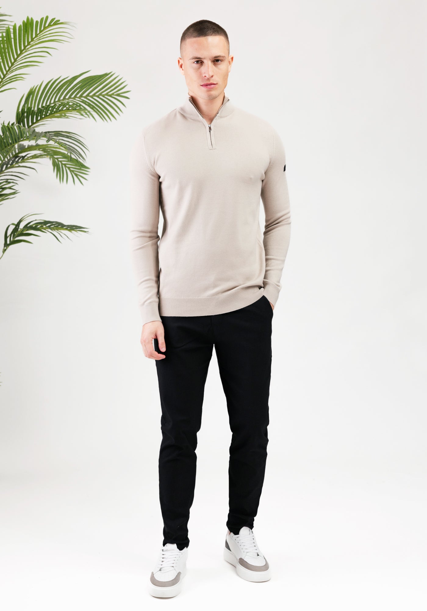 Cotton District MALELIONS KNITTED QUARTER ZIP SAND