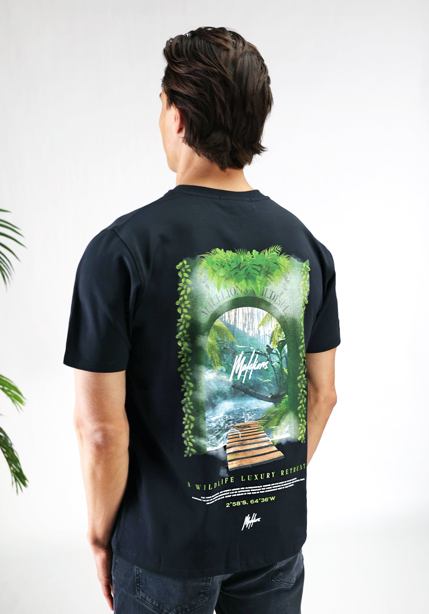 Cotton District MALELIONS RETREAT T-SHIRT BLACK