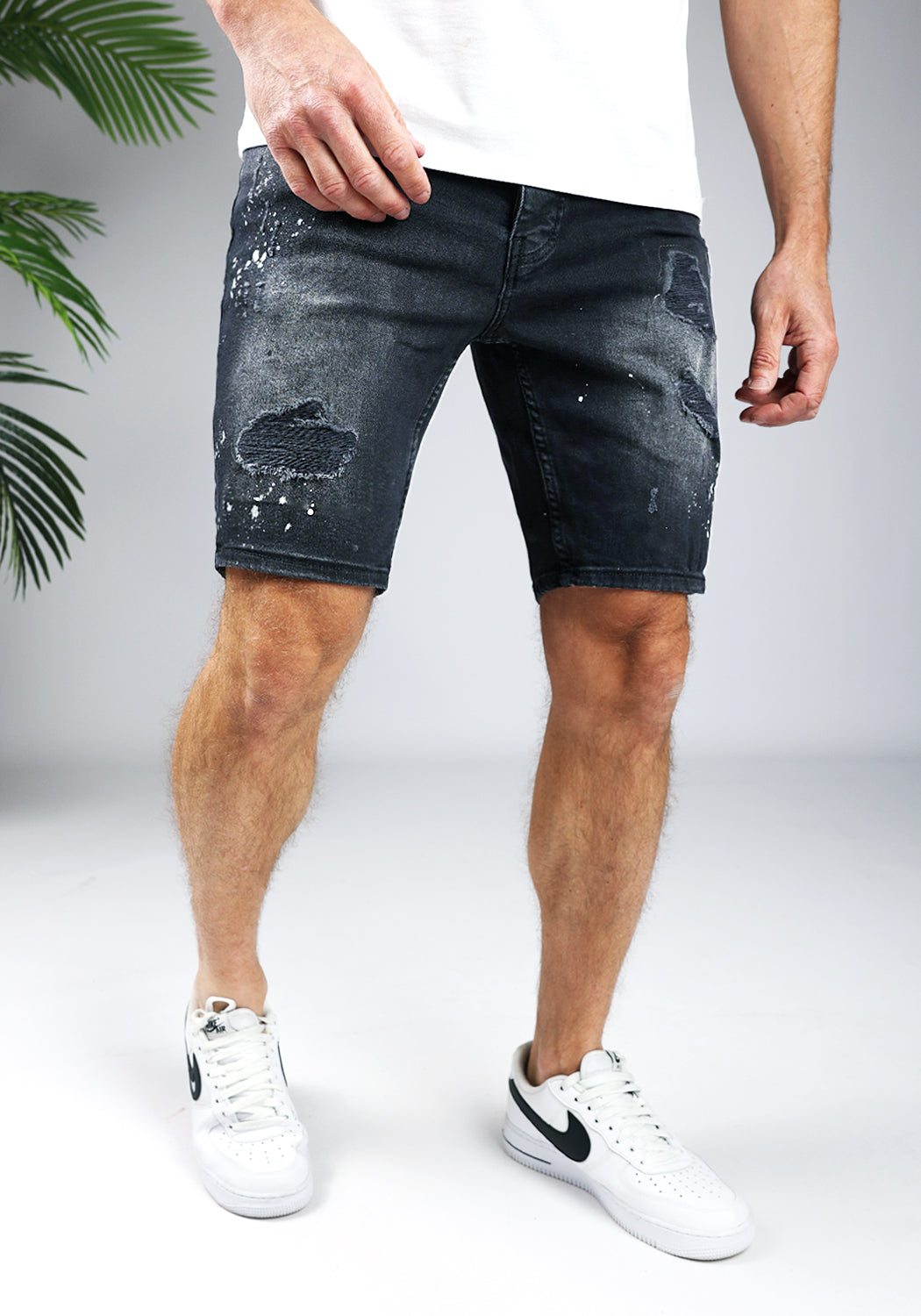 Cotton District PAINTER DENIM SHORTS DARK GREY