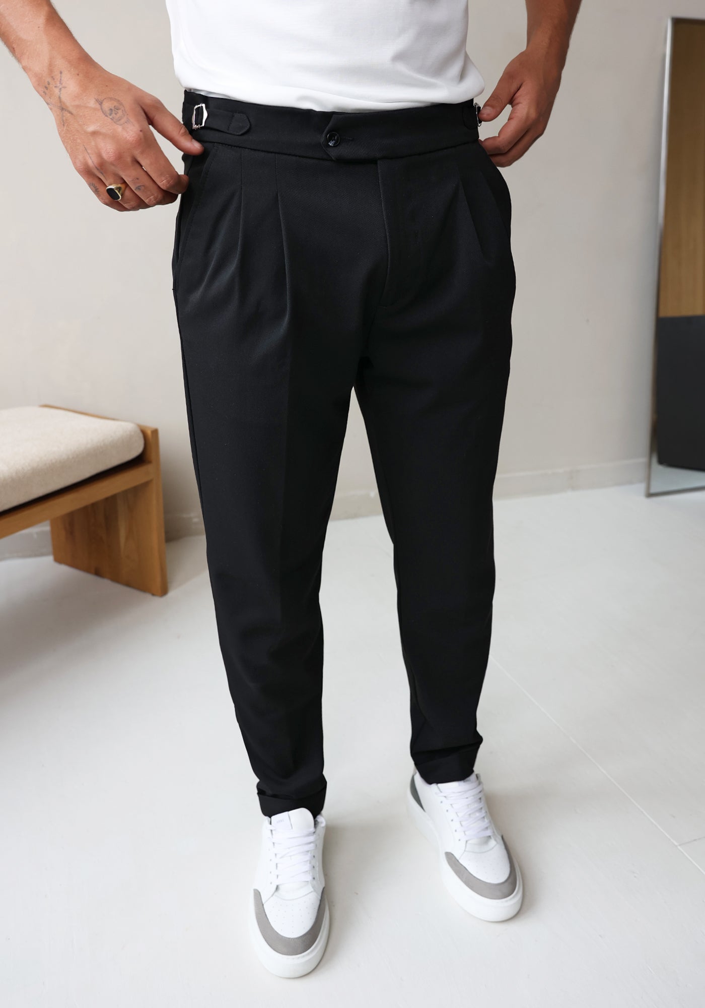 Cotton District PLEATED CHINO BLACK