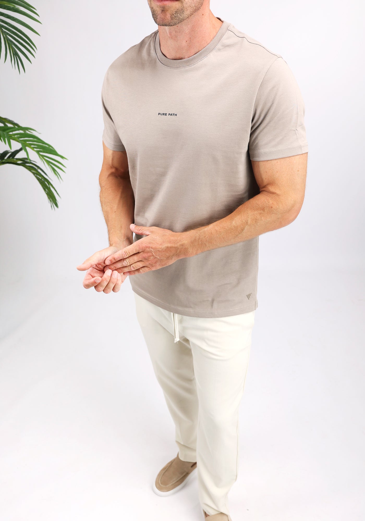 Cotton District PURE PATH ESSENTIAL LOGO T-SHIRT TAUPE