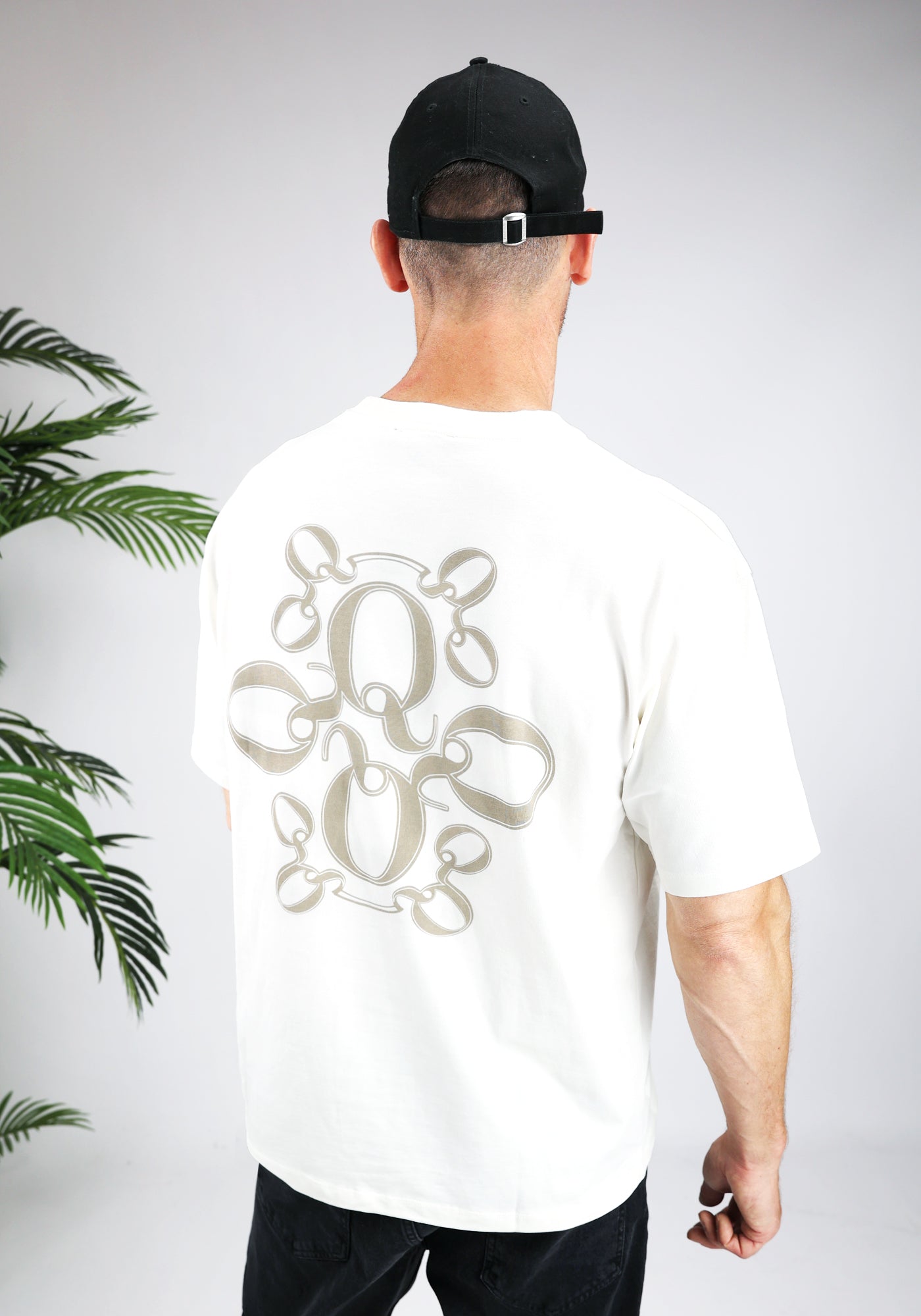 Cotton District QUOTRELL INSIGNIA T-SHIRT ECRU
