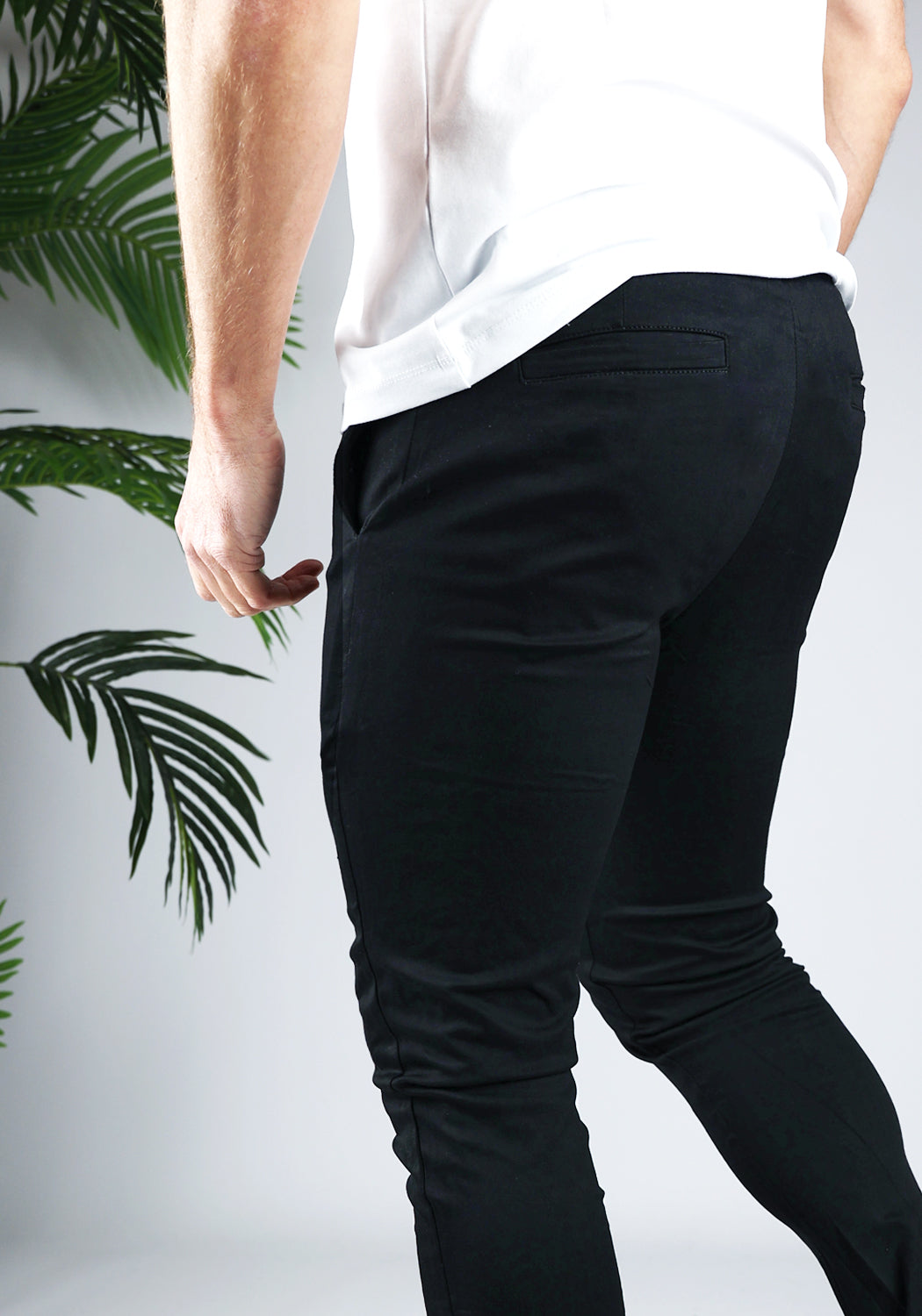 Cotton District REFINED CHINO BLACK
