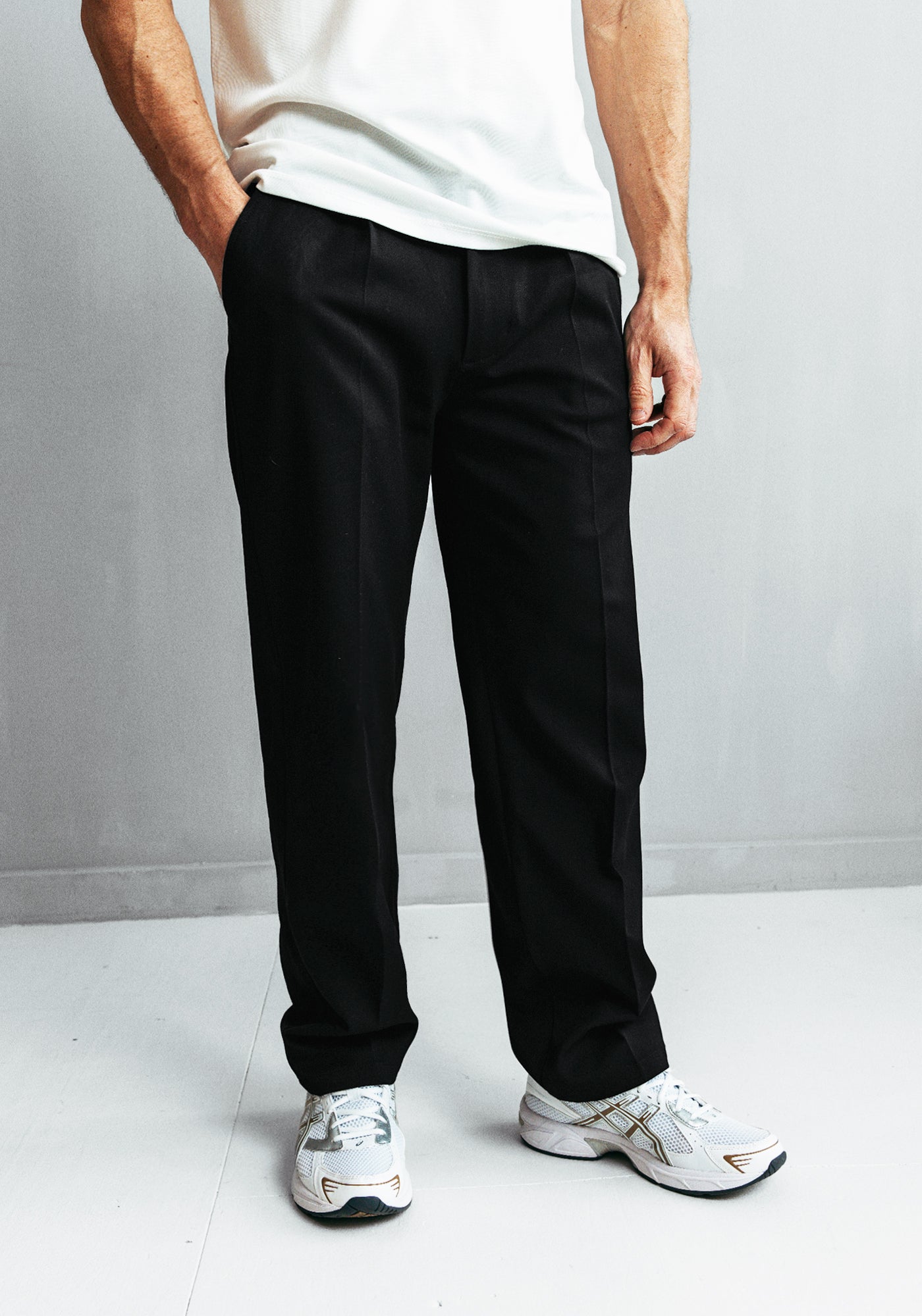 Cotton District STRAIGHT CHINO BLACK