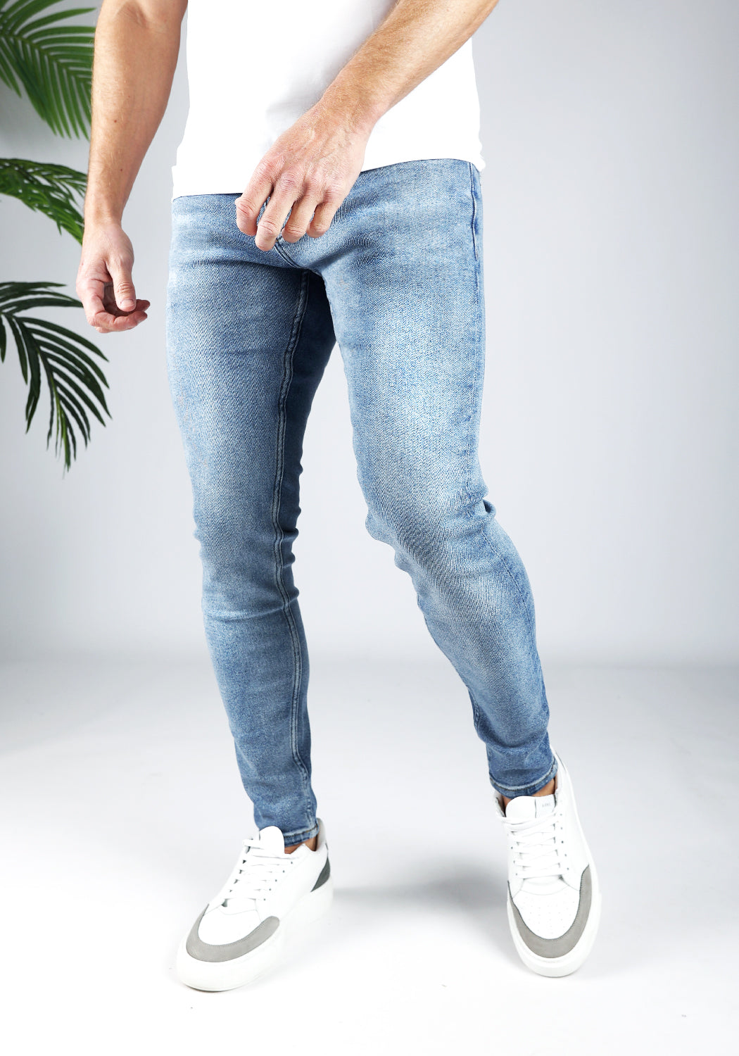 Cotton District TAPERED FIT JEANS MID BLUE