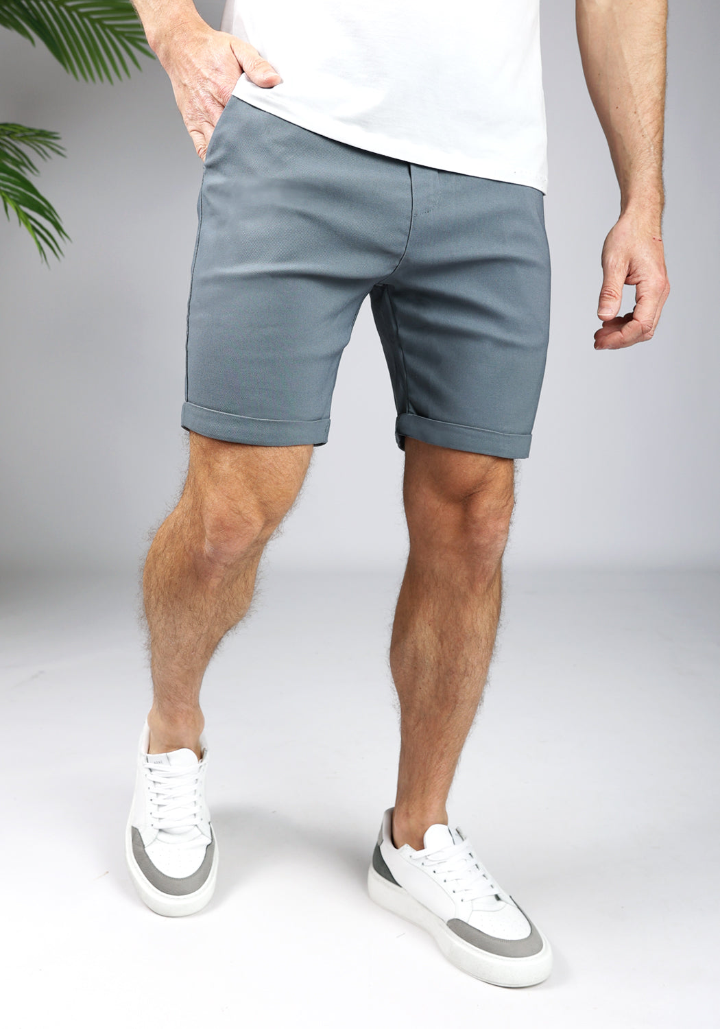 Cotton District CHINO SHORTS  ANTHRACITE