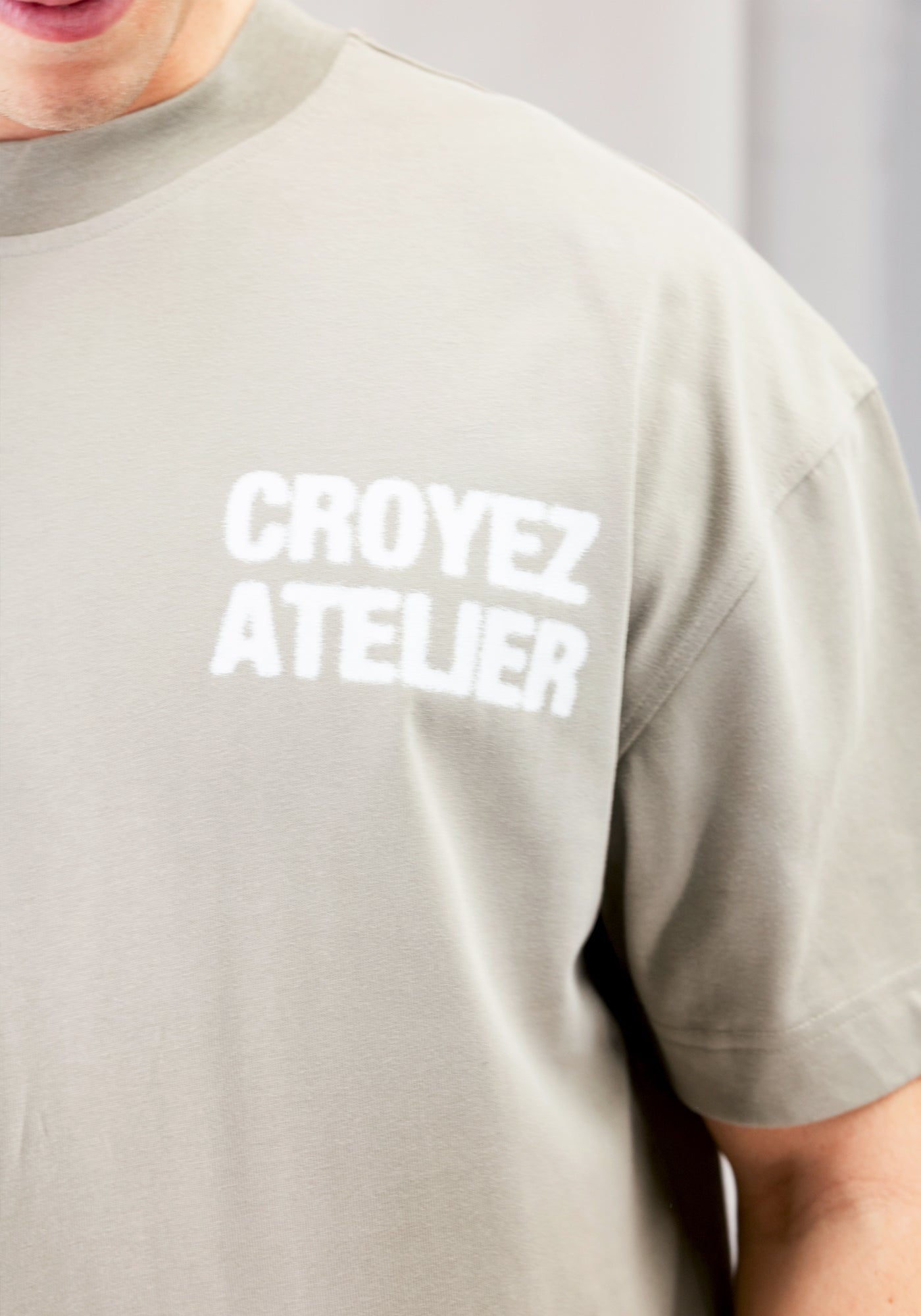 Cotton District CROYEZ SPRAYED ATELIER T-SHIRT T-Shirts DUSTY OLIVE