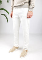 Cotton District DAILY CHINO  OFF WHITE