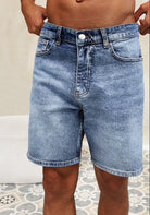 Cotton District LOOSE DENIM SHORTS Shorts BLUE