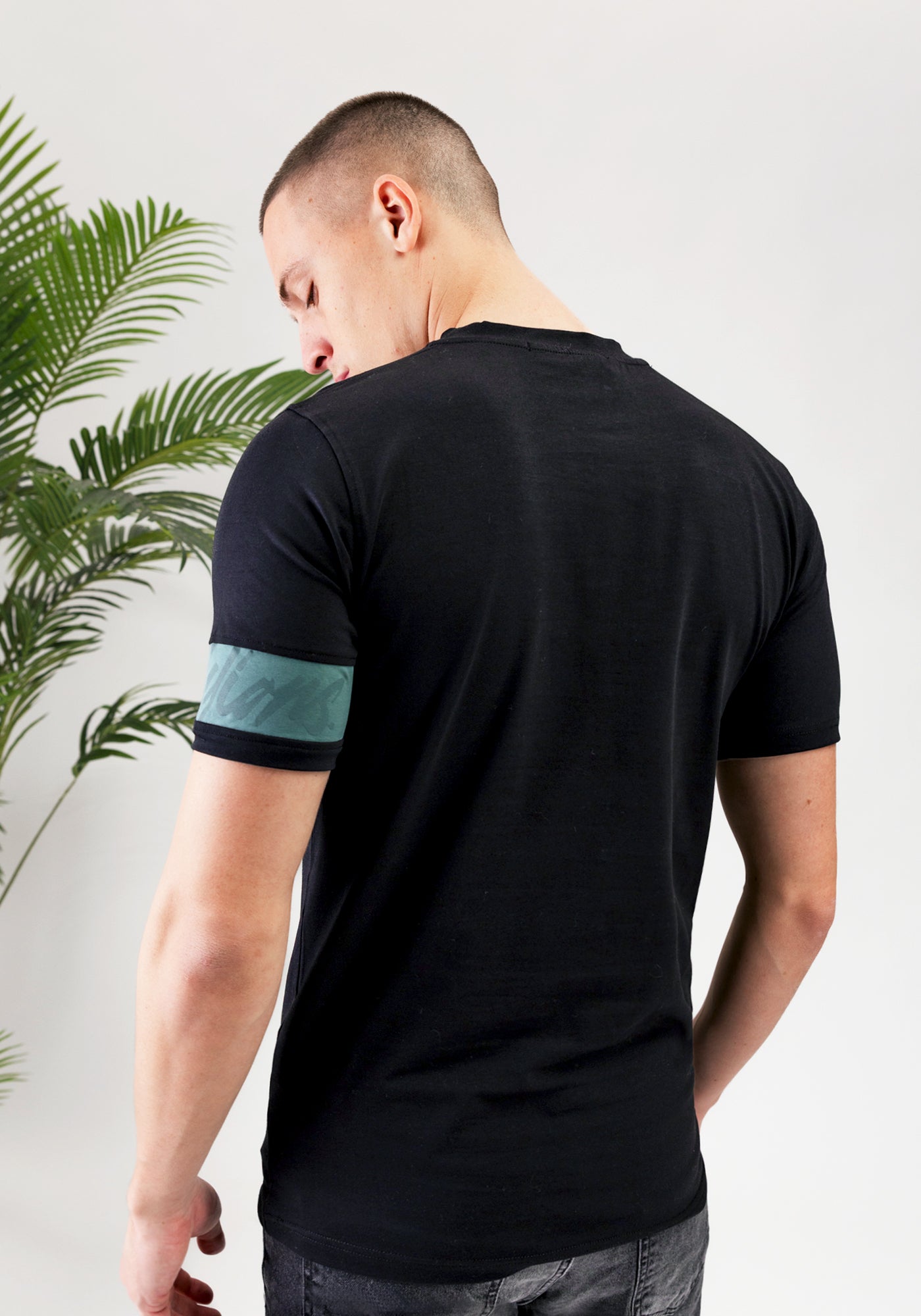 Cotton District MALELIONS CAPTAIN T-SHIRT  BLACK