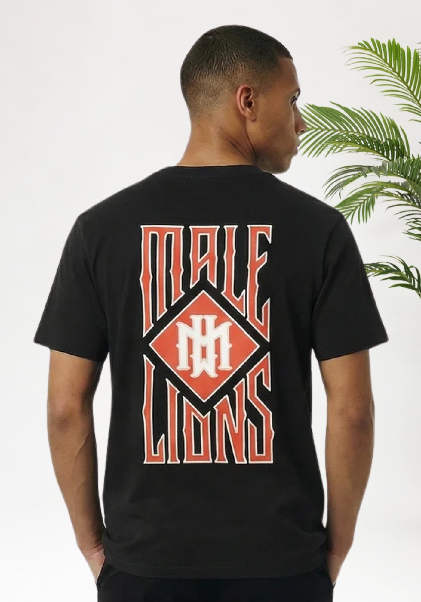 Cotton District MALELIONS GOTHIC TILE T-SHIRT T-Shirts BLACK