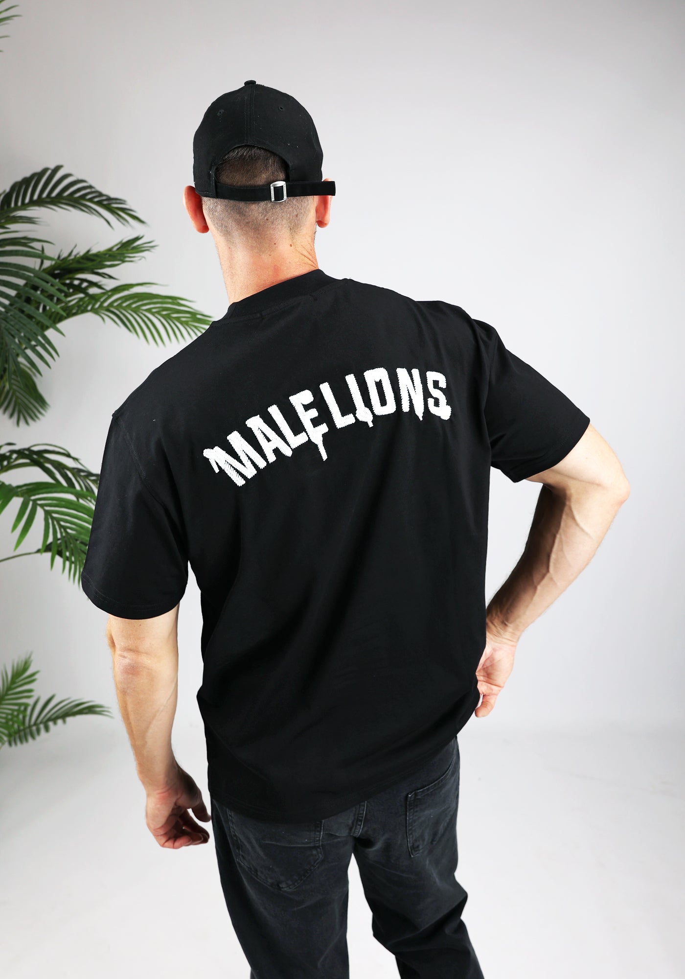 Cotton District MALELIONS GRAFFITY T-SHIRT  BLACK