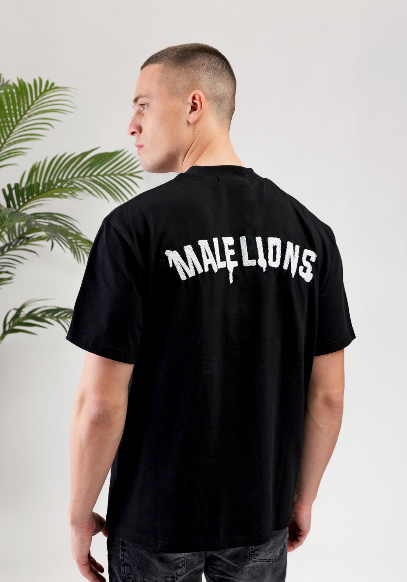 Cotton District MALELIONS GRAFFITY T-SHIRT  BLACK