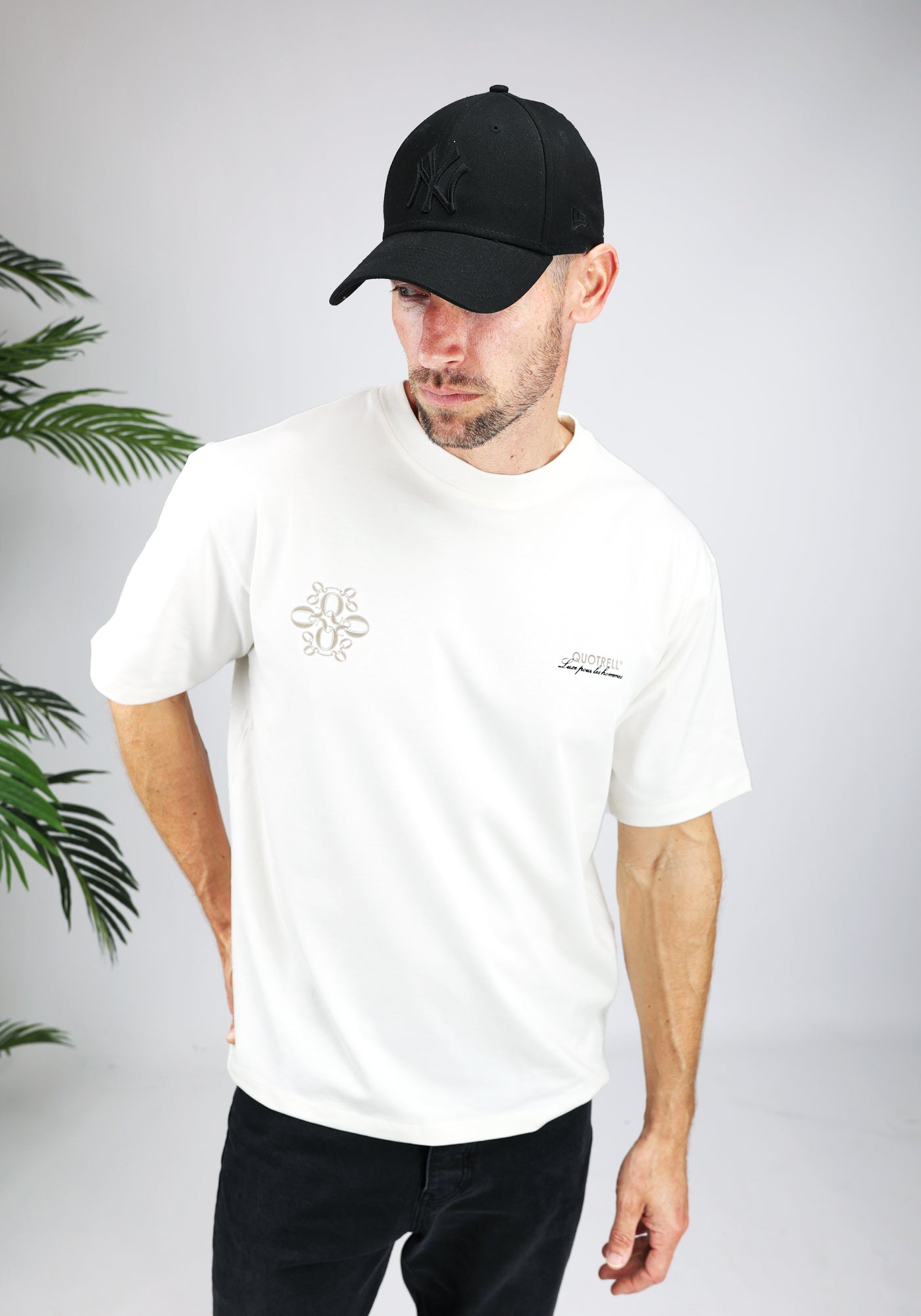 Cotton District QUOTRELL INSIGNIA T-SHIRT  ECRU