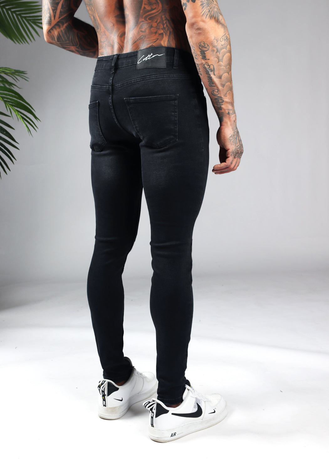 Cotton District TAPERED FIT JEANS  ALL BLACK