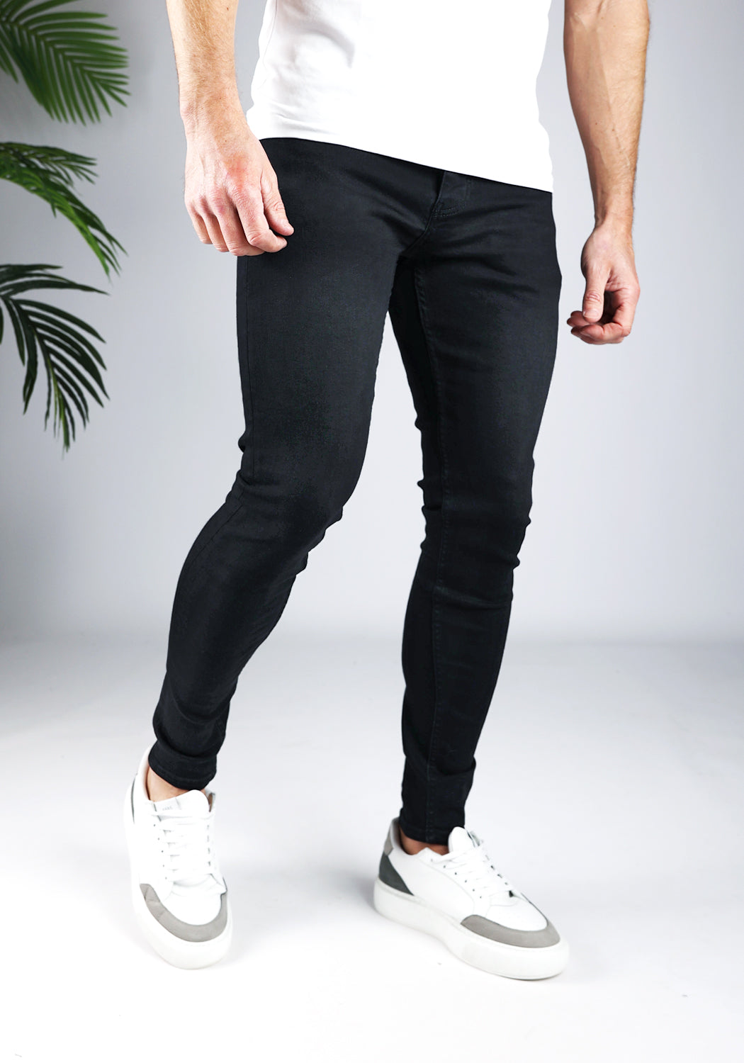 Cotton District TAPERED FIT JEANS  ALL BLACK