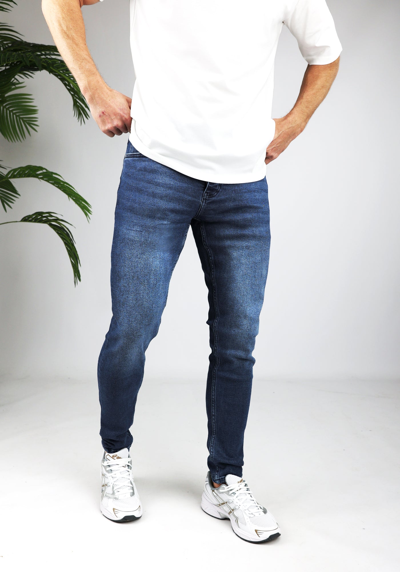 Cotton District TAPERED FIT JEANS  BLUE