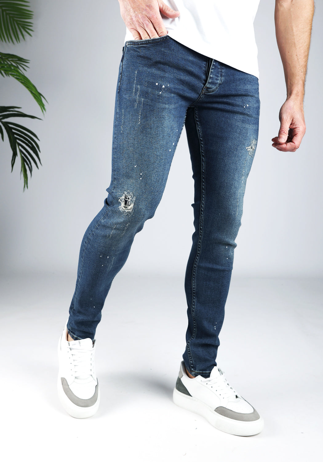 Cotton District TAPERED FIT JEANS  BLUE SPOT