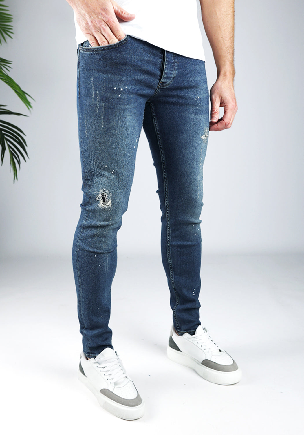 Cotton District TAPERED FIT JEANS  BLUE SPOT