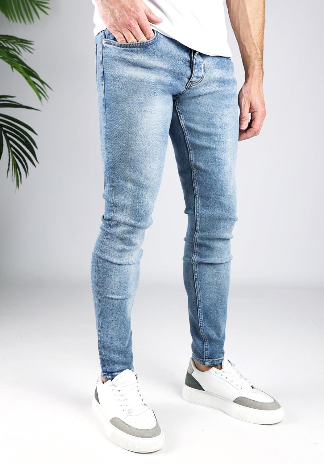 Cotton District TAPERED FIT JEANS  MID BLUE